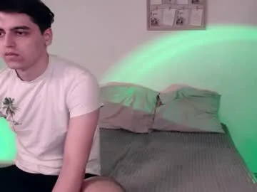 esteban_stud97 – webcam model profile photo Image 6