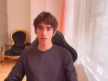 yes_mommy_zlata – webcam model profile photo Image 2