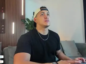 realtryit – webcam model profile photo Image 12