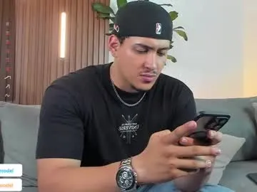 realtryit – webcam model profile photo Image 3