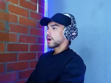 3hole – webcam model profile photo Image 16