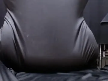 anyssyahoot – webcam model profile photo Image 19