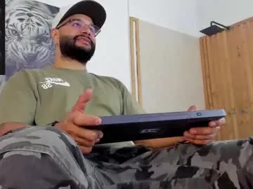 petites_perles – webcam model profile photo Image 7