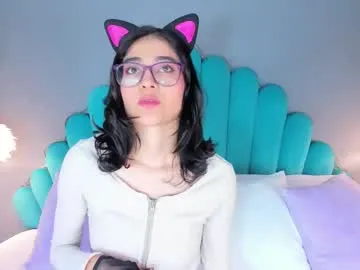 emina_woody – webcam model profile photo Image 2