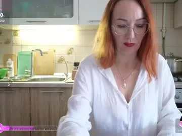 aussieblondemilf – webcam model profile photo Image 14