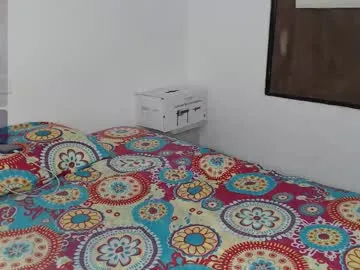 sexy_hot_friends_ – webcam model profile photo Image 2