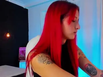 evapilled – webcam model profile photo Image 8