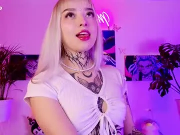 justinnejade – webcam model profile photo Image 7