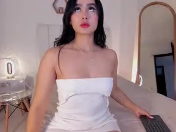 playussoftly – webcam model profile photo Image 2