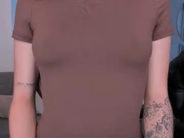 islanublar – webcam model profile photo Image 19