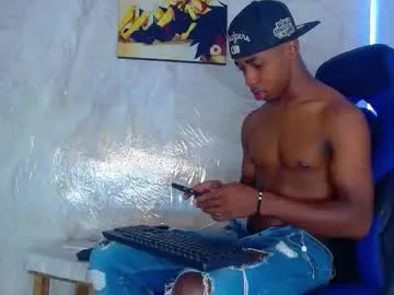 your_dolls – webcam model profile photo Image 15