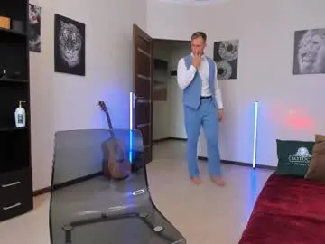 julesmedstudent – webcam model profile photo Image 18