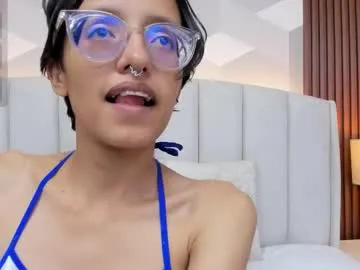 realtryit – webcam model profile photo Image 9