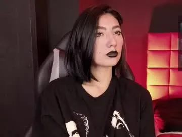 nadya_land – webcam model profile photo Image 7