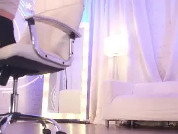 your_dolls – webcam model profile photo Image 5