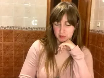 hotmilfbitch – webcam model profile photo Image 18