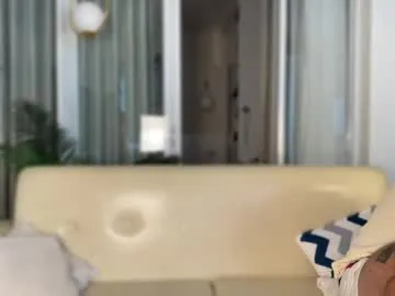 vivy_ – webcam model profile photo Image 4