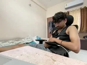 realtryit – webcam model profile photo Image 6