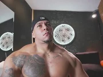 kira_briis – webcam model profile photo Image 6