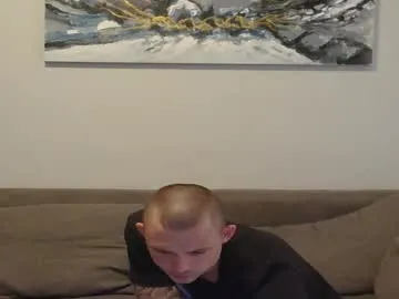 astridwet – webcam model profile photo Image 19