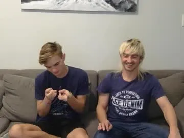 astridwet – webcam model profile photo Image 7