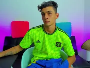 wet_dreamm22 – webcam model profile photo Image 14