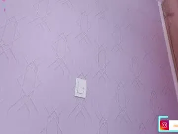 honey__tea – webcam model profile photo Image 5