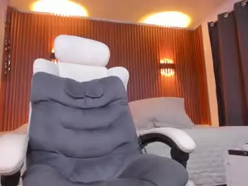 yourlilo__24 – webcam model profile photo Image 16