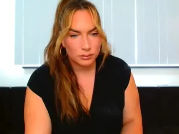 your_dolls – webcam model profile photo Image 15