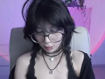 lina_kriss – webcam model profile photo Image 9