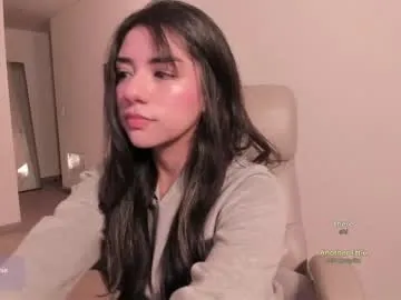 loving_ladies – webcam model profile photo Image 11