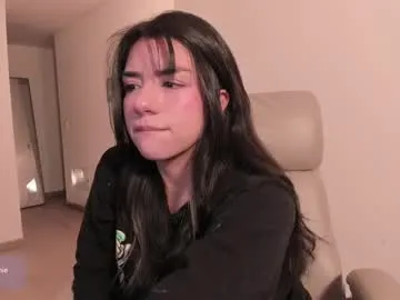 loving_ladies – webcam model profile photo Image 12