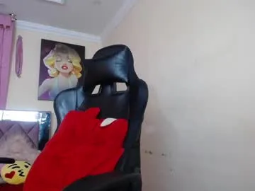 sexyzoe_69 – webcam model profile photo Image 4