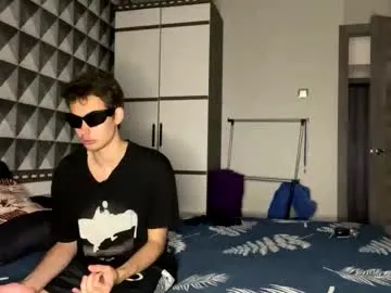 tiameakin – webcam model profile photo Image 17