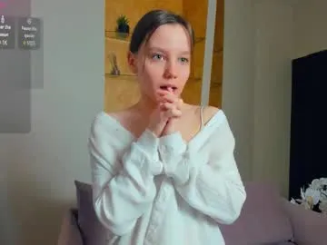 mia_purr – webcam model profile photo Image 10