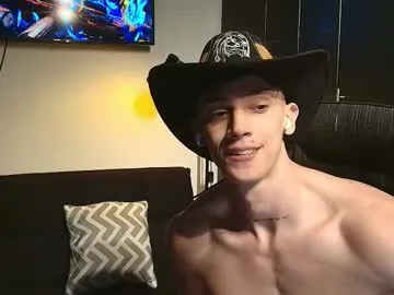 petites_perles – webcam model profile photo Image 9