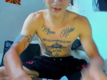 thomas_and_lyan – webcam model profile photo Image 2