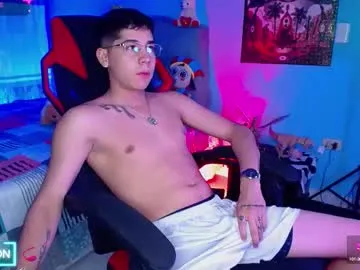 realtryit – webcam model profile photo Image 14