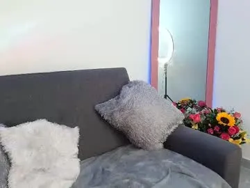 meganiex – webcam model profile photo Image 11