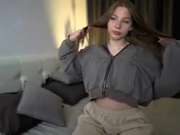 your_dolls – webcam model profile photo Image 3