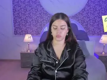 evahothead – webcam model profile photo Image 13