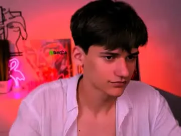 crypt_hamster – webcam model profile photo Image 2