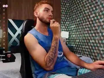 sweetyoops – webcam model profile photo Image 13