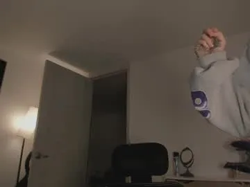 couple_of_fire_ – webcam model profile photo Image 9