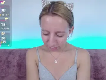 realtryit – webcam model profile photo Image 13