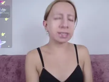 realtryit – webcam model profile photo Image 8