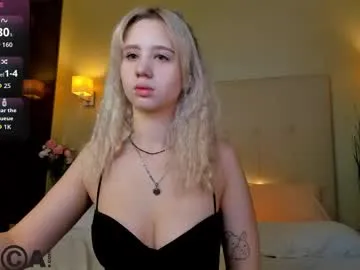 realtryit – webcam model profile photo Image 17