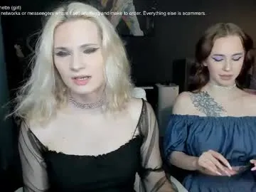 petites_perles – webcam model profile photo Image 8