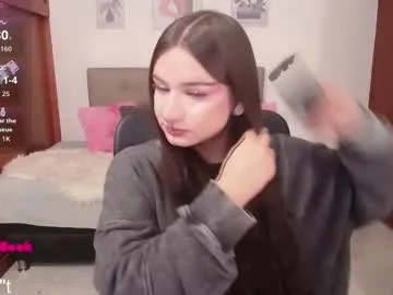 angel_face_devil_mind – webcam model profile photo Image 15