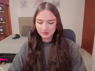 angel_face_devil_mind – webcam model profile photo Image 17